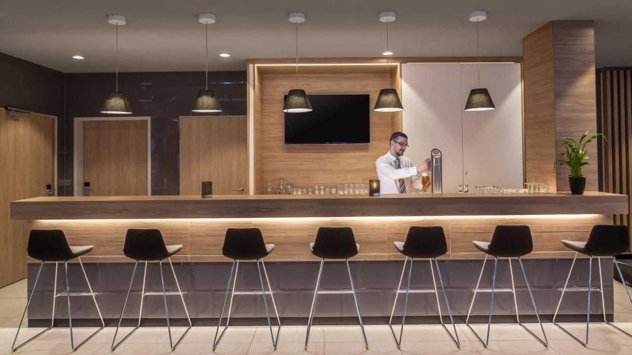Holiday Inn Express - Munich North By Ihg Экстерьер фото