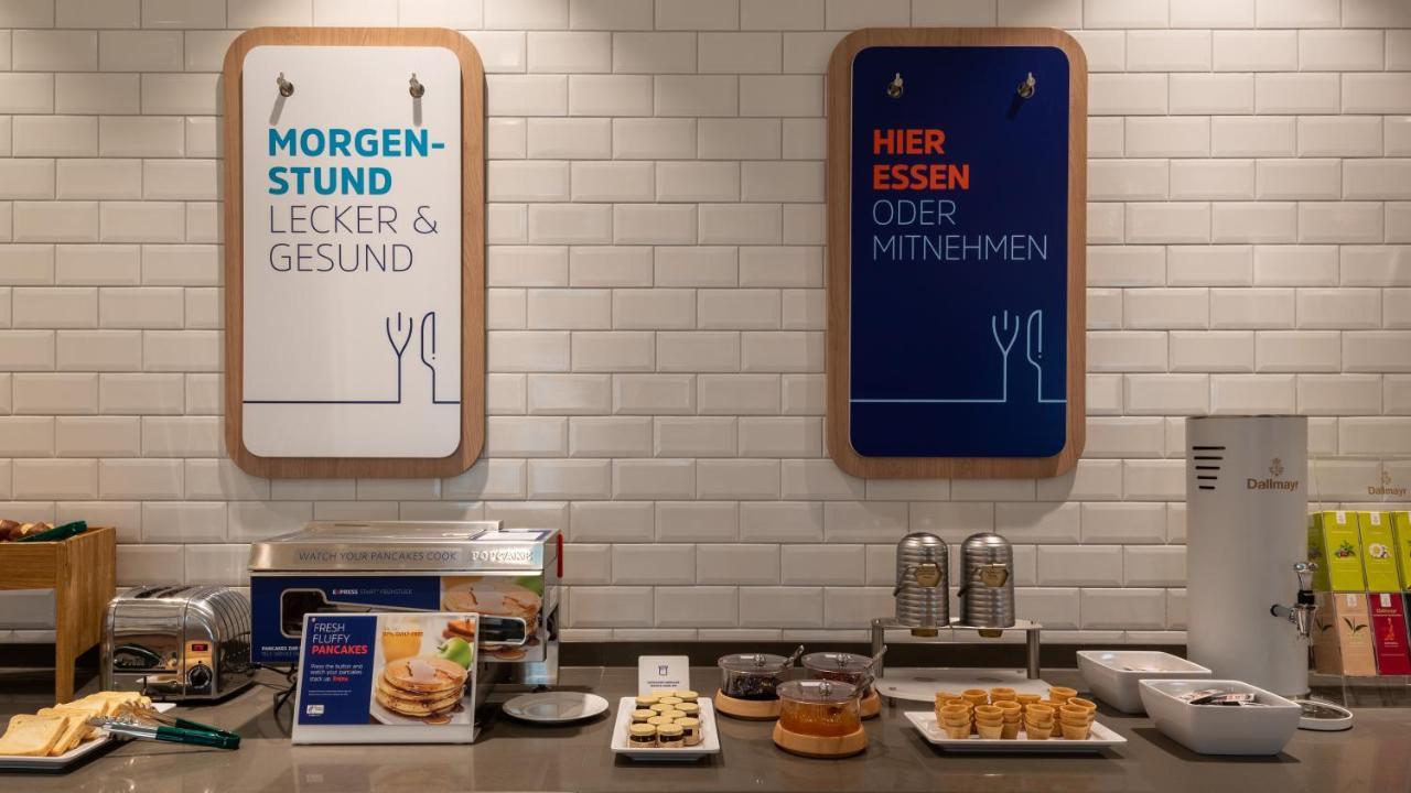 Holiday Inn Express - Munich North By Ihg Экстерьер фото