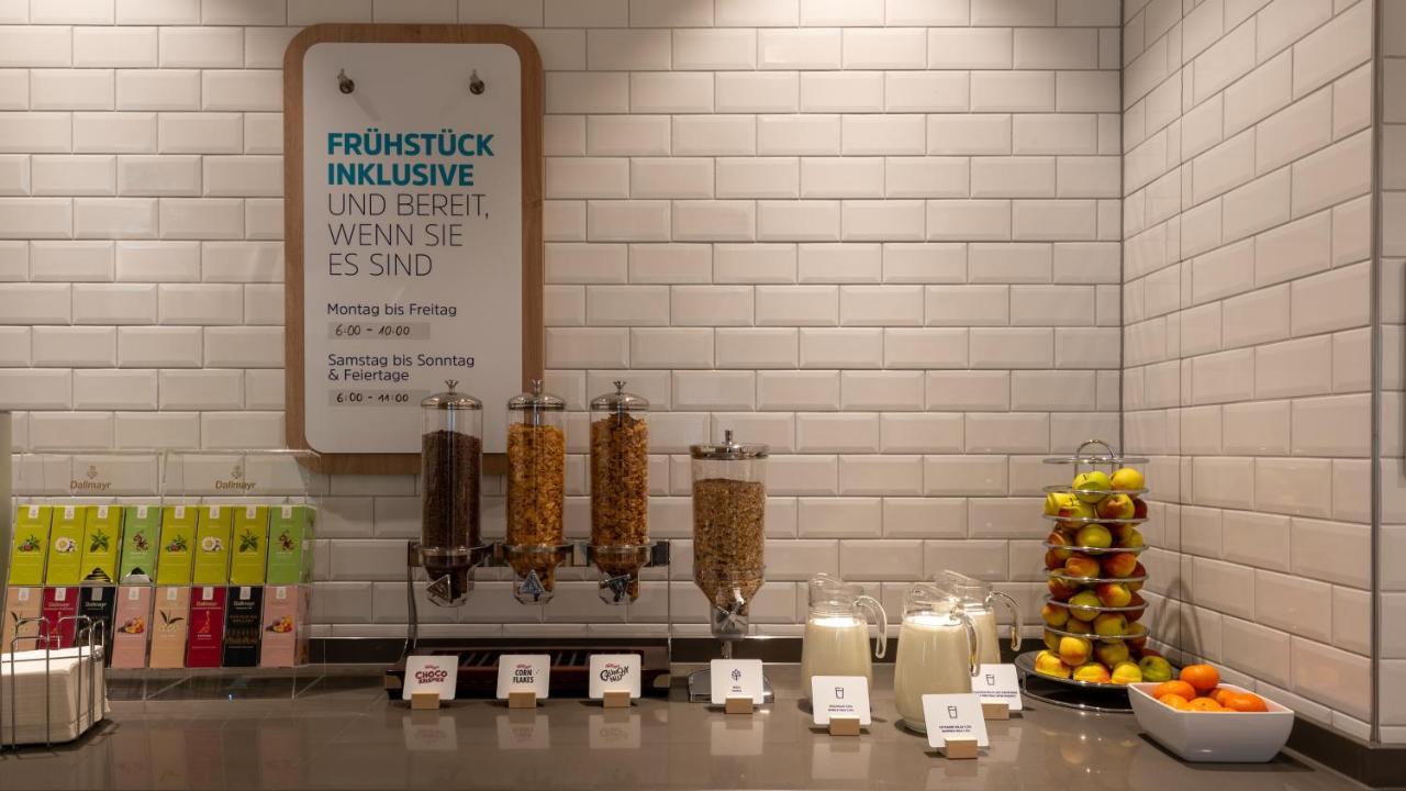 Holiday Inn Express - Munich North By Ihg Экстерьер фото