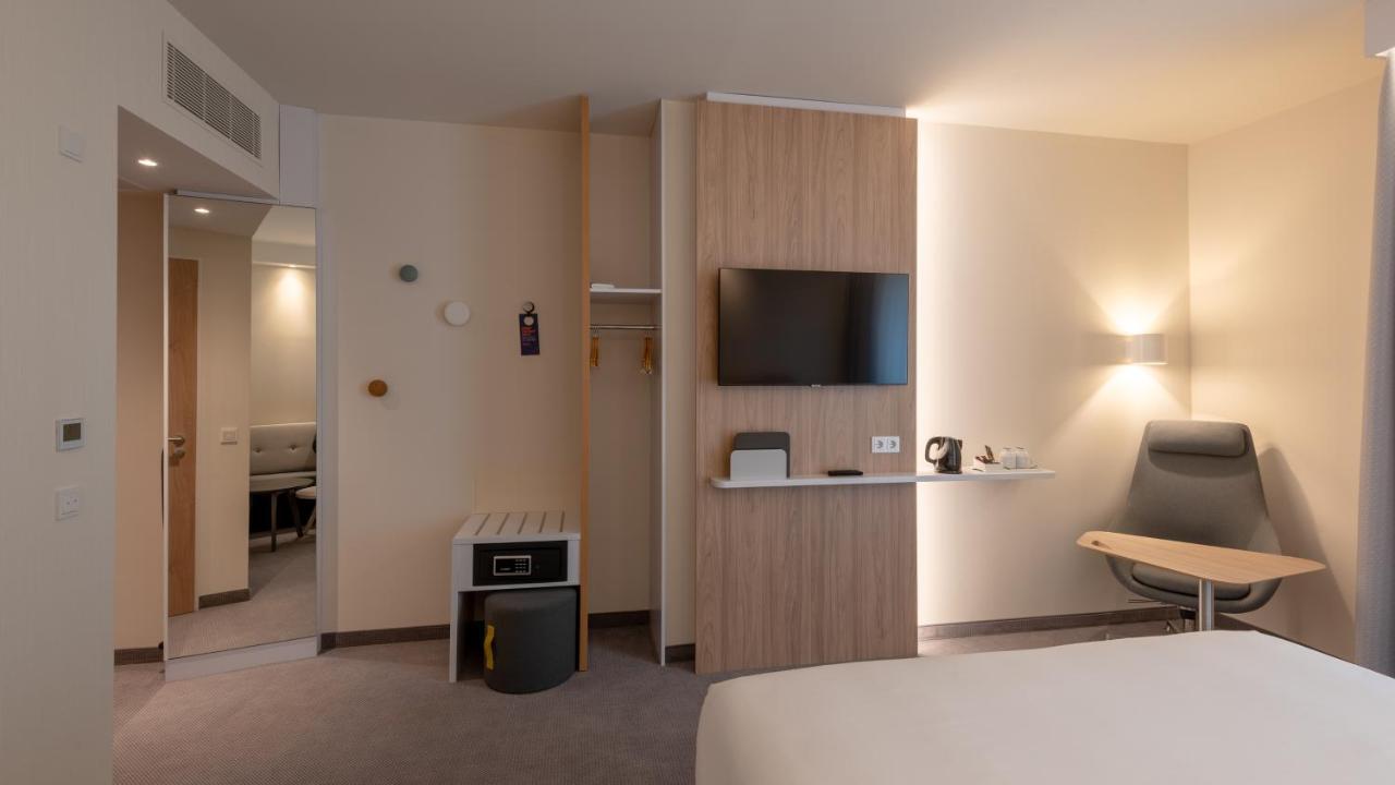 Holiday Inn Express - Munich North By Ihg Экстерьер фото