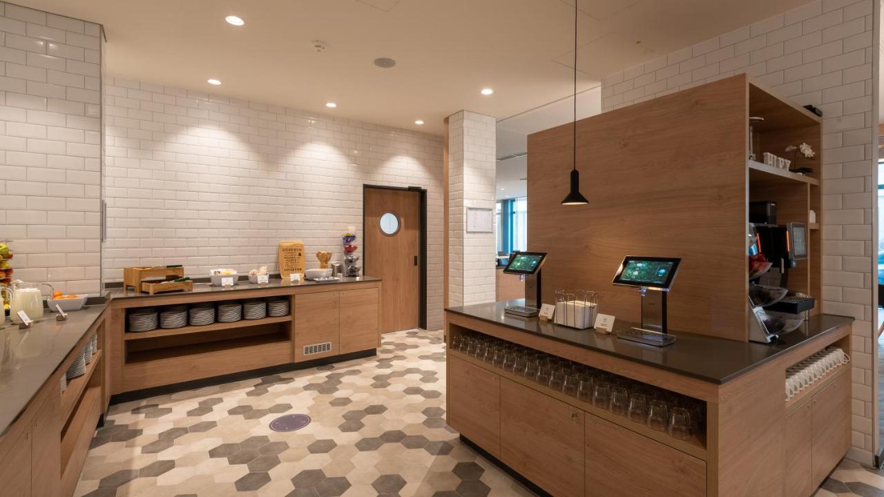 Holiday Inn Express - Munich North By Ihg Экстерьер фото